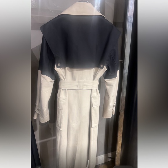 NWT 2nd day Two-Tone Black and Tan Trench Coat - Picture 12 of 14
